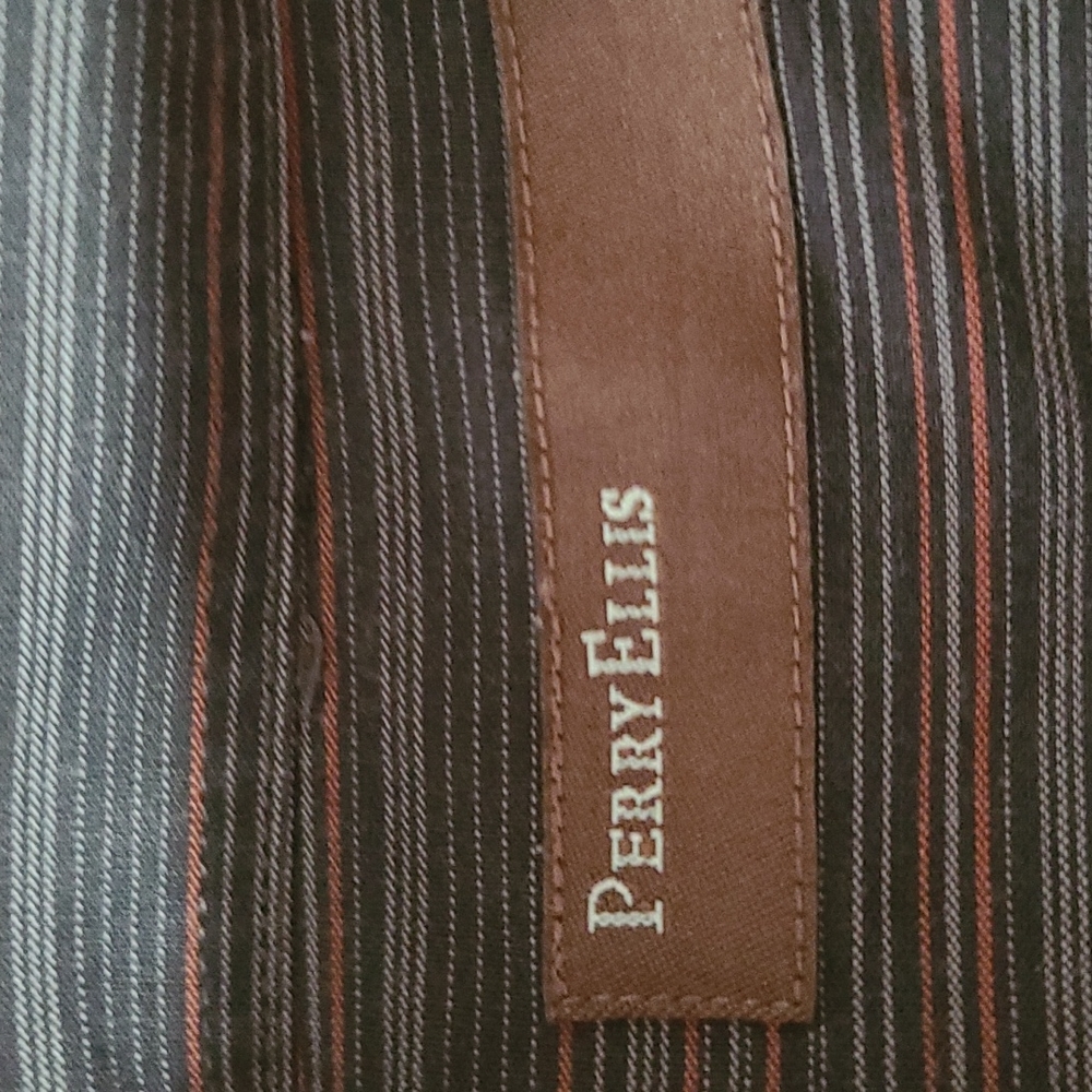 Men's Dress Shirt - Picture 6 of 7